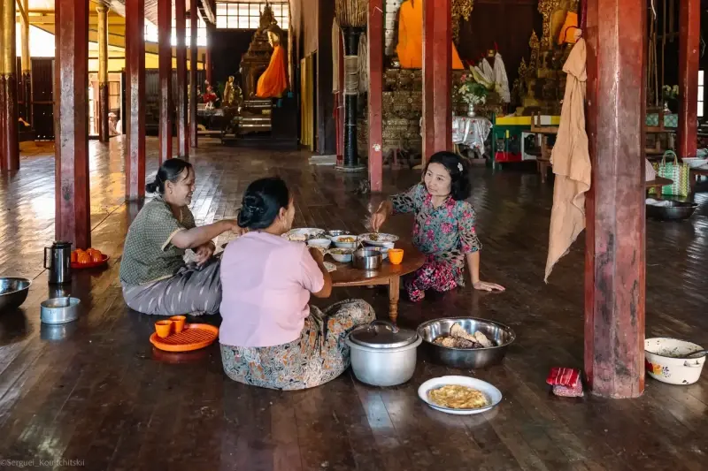 Inle Lake, Shan State, Myanmar — Inle Lake — photo captured with LEICA SL (Typ 601), VARIO-ELMARIT 1:2.8-4.0/24-90mm ASPH. OIS