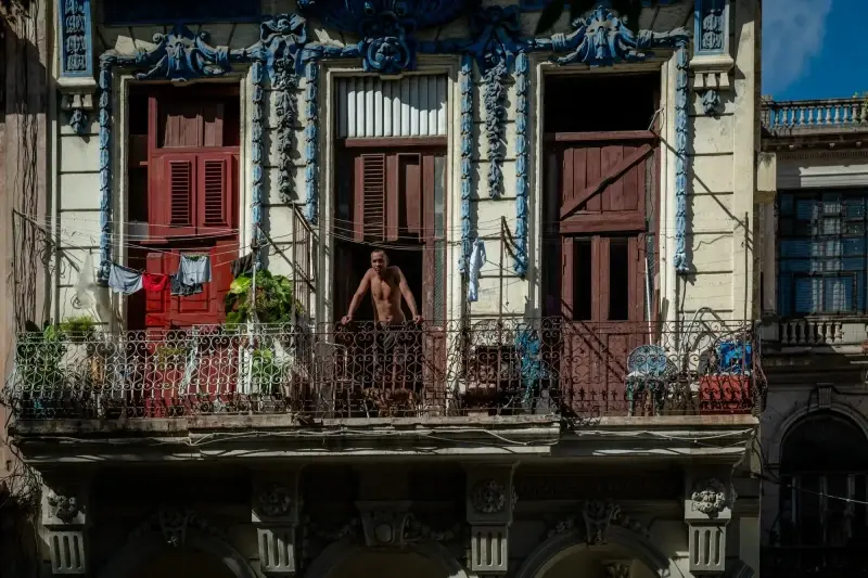 Paseo del Prado, Centro Habana, Havana, Cuba — La Habana. Paseo del Prado — photo captured with LEICA SL (Typ 601), VARIO-ELMARIT-SL 1:2.8-4/24-90 ASPH.