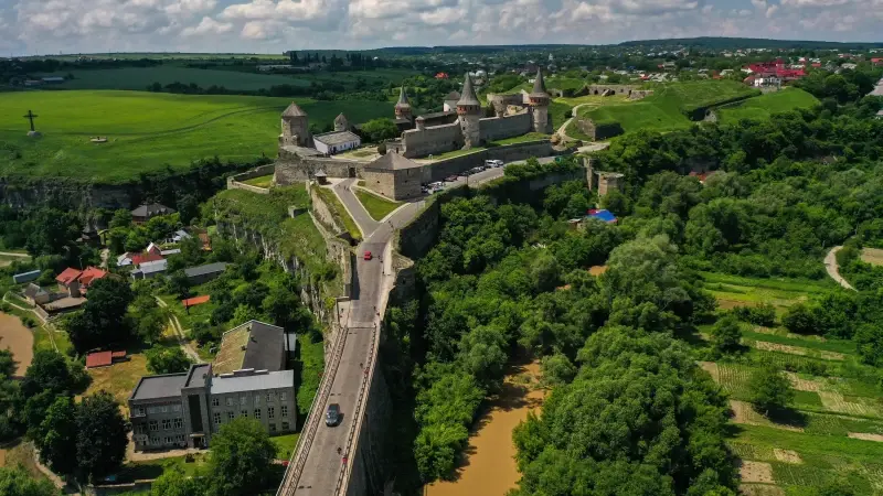 Kamianets-Podilskyi City, Khmelnytskyi Oblast, Ukraine — Kamianets-Podilskyi Castle — photo captured with DJI Mavic 2 Pro, Hasselblad L1D-20c 28.0 mm f/2.8